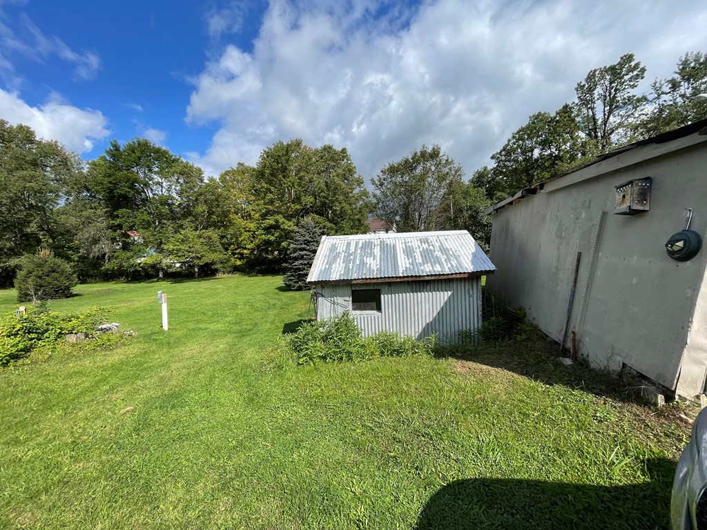 136 South State Street Timblin, PA 15778 - Photo 6 of 24