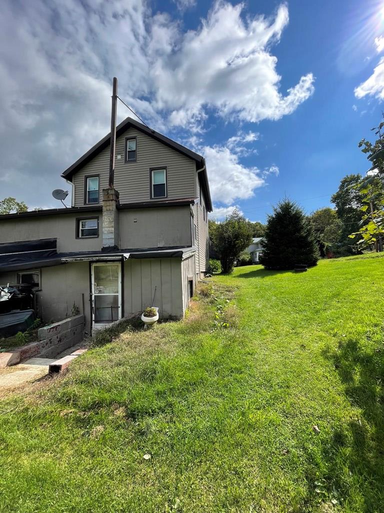 136 South State Street Timblin, PA 15778 - Photo 9 of 24