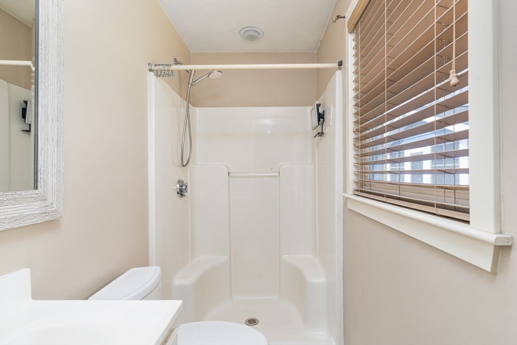 151 Mohawk Trail Cranston, RI 02921 - Photo 22 of 42