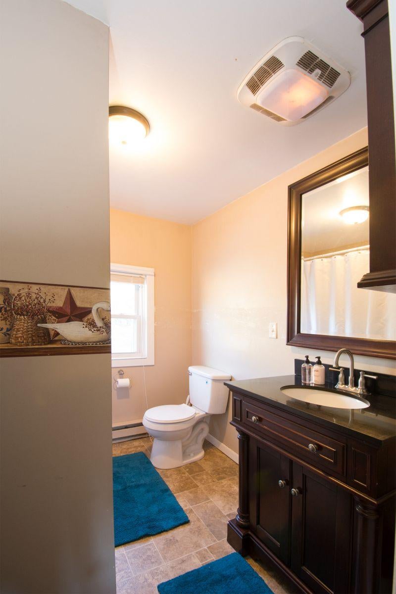 289 Rockcliff Road Rupert, WV 25984 - Photo 38 of 46 Gallery Image 38