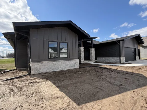 $784,900 | 7687 Stonecrop Way, DeForest, WI 53532