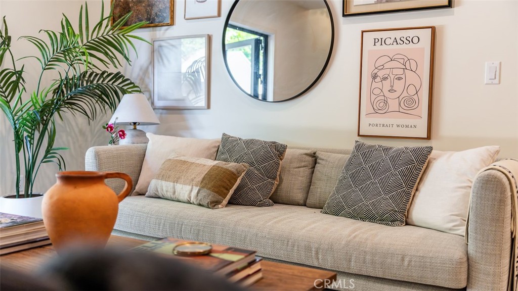 11911 Hartsook Street Valley Village, CA 91607 - Photo 34 of 75