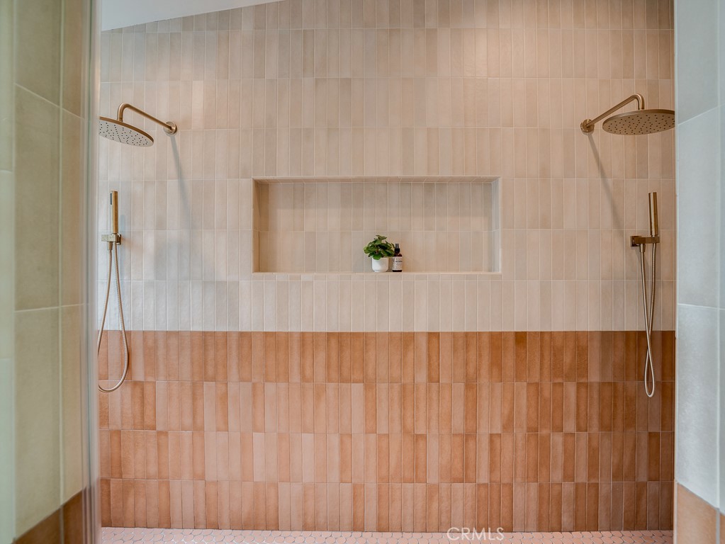 11911 Hartsook Street Valley Village, CA 91607 - Photo 59 of 75