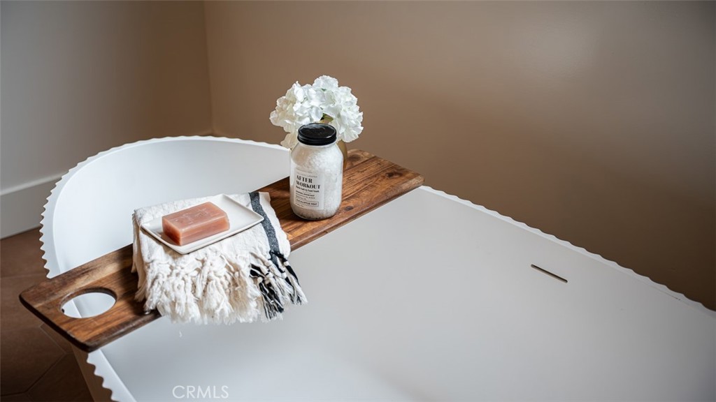 11911 Hartsook Street Valley Village, CA 91607 - Photo 61 of 75