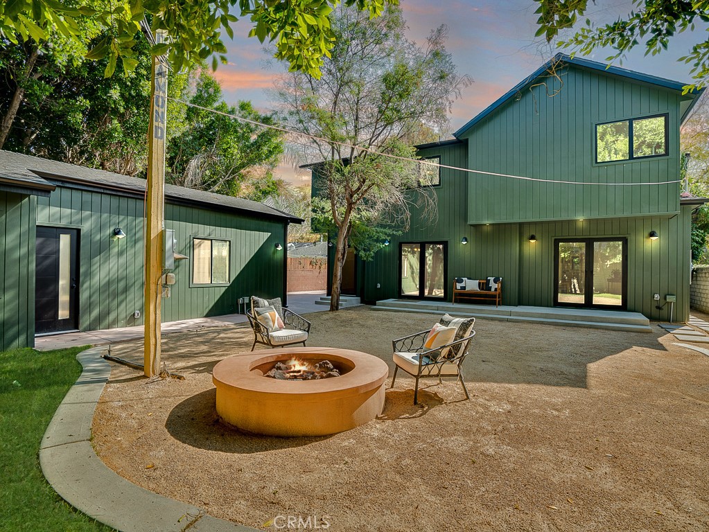 11911 Hartsook Street Valley Village, CA 91607 - Photo 70 of 75