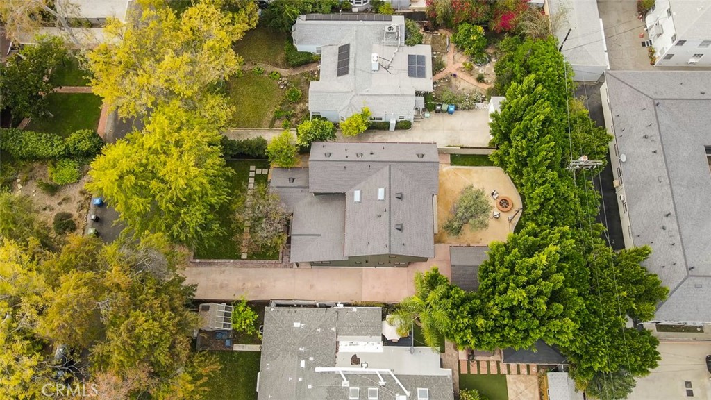 11911 Hartsook Street Valley Village, CA 91607 - Photo 75 of 75