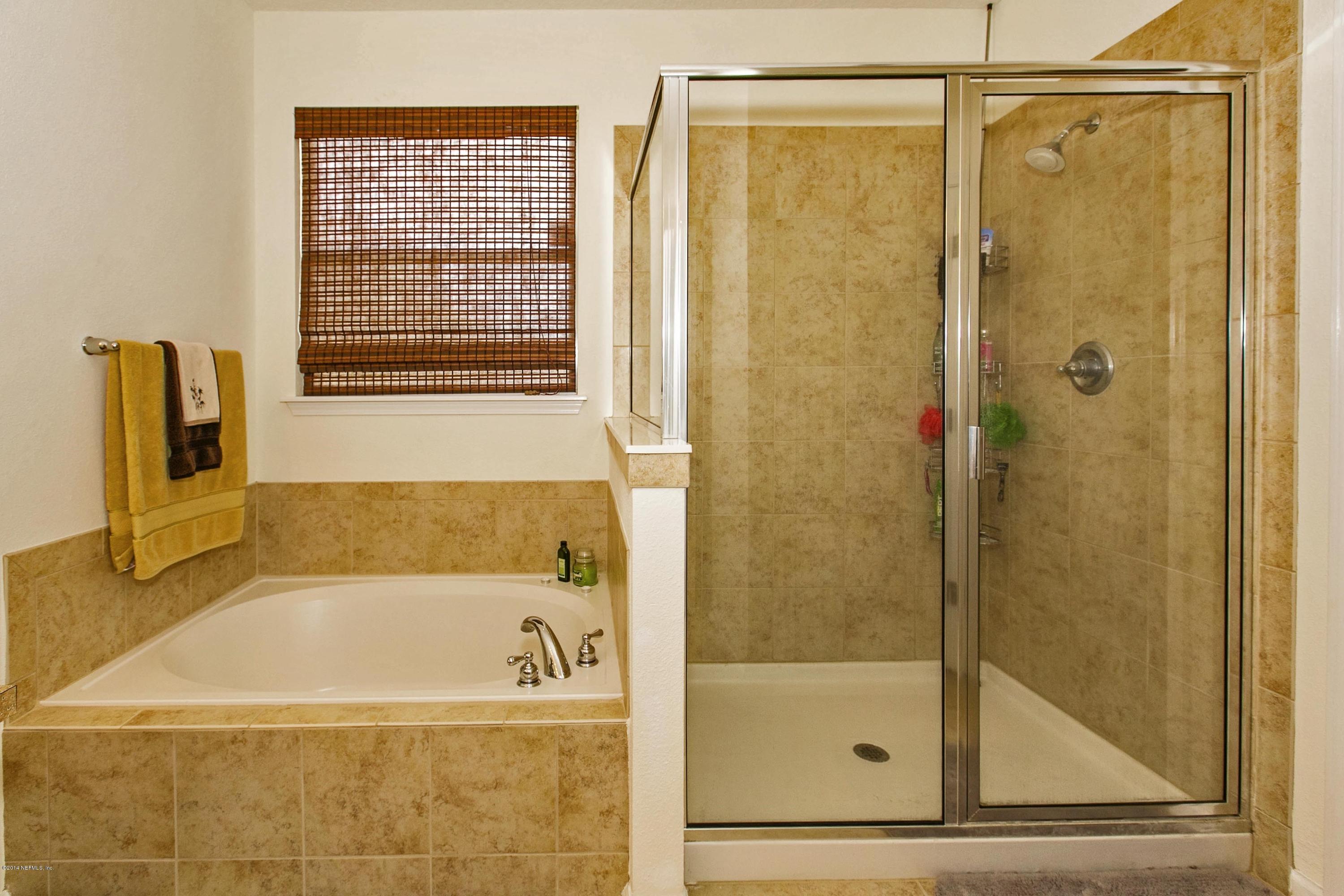 16426 Tisons Bluff Road Jacksonville, FL 32218 - Photo 13 of 28 013_Master Bathroom