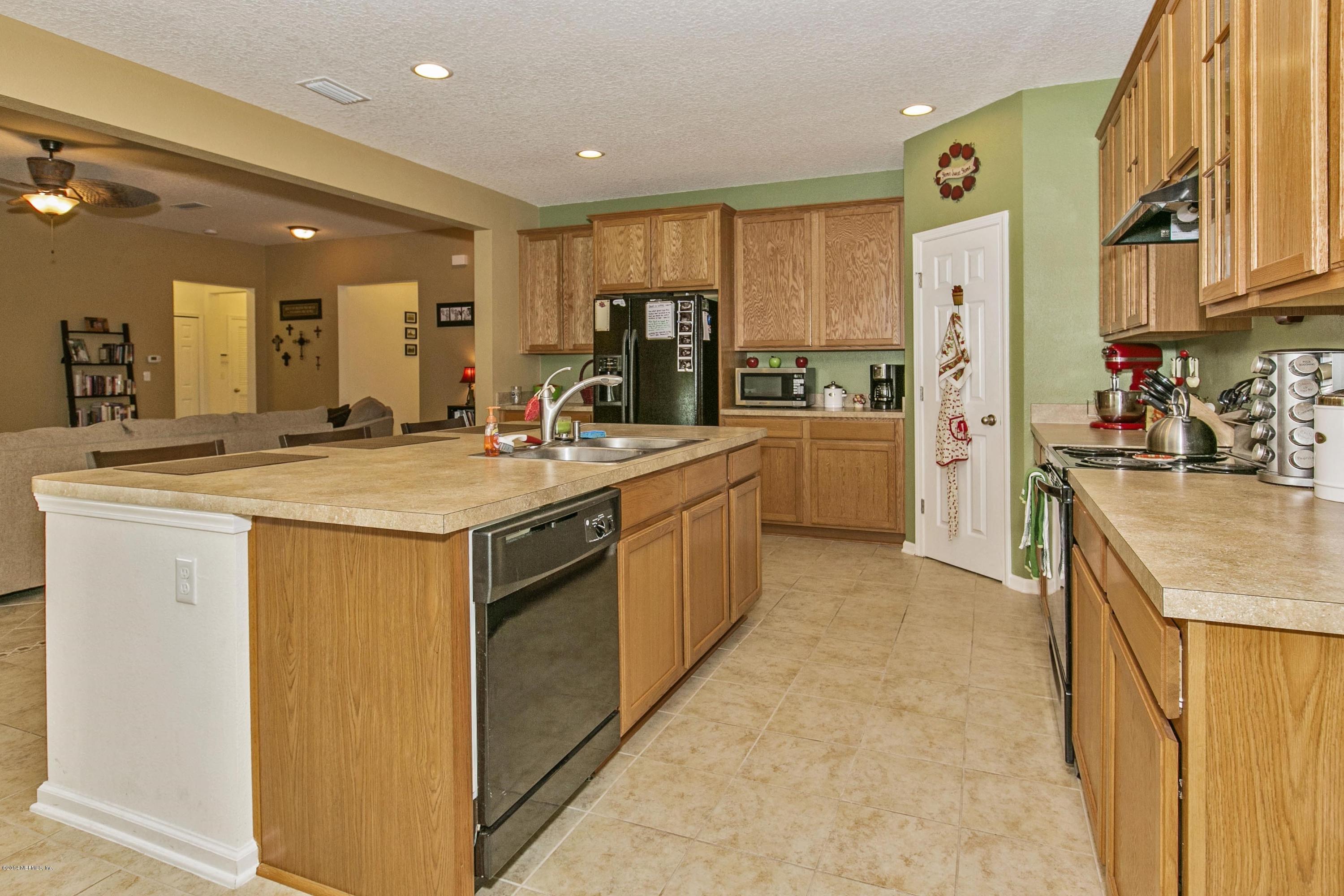 16426 Tisons Bluff Road Jacksonville, FL 32218 - Photo 9 of 28 009_Kitchen