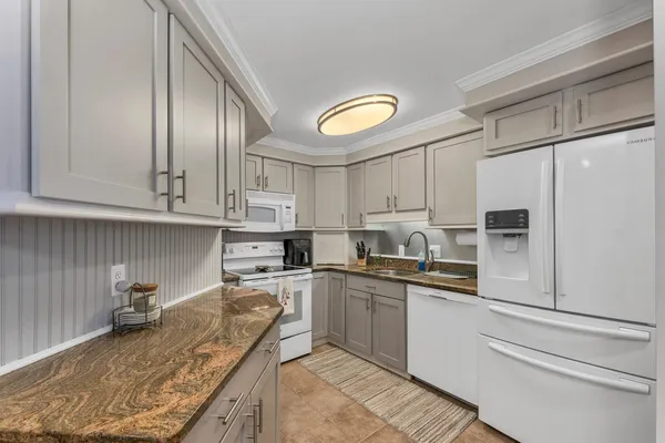 $795,000 | 68 Railroad Avenue, Unit 3, Wolfeboro, NH 03894