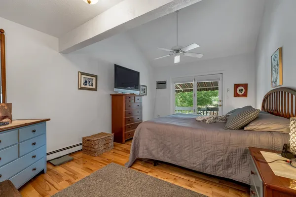 $795,000 | 68 Railroad Avenue, Unit 3, Wolfeboro, NH 03894