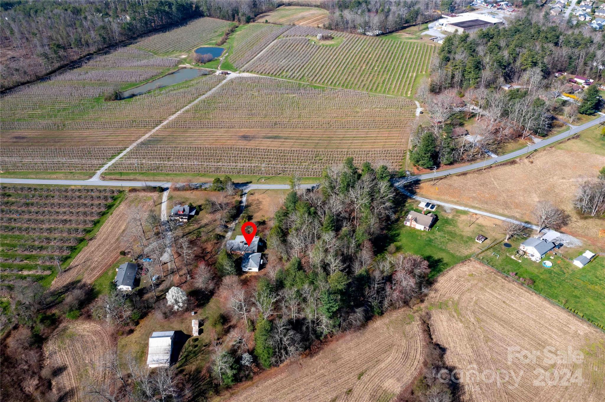 214 Laycock Road Hendersonville, NC 28792 - Photo 26 of 27 Gallery Image 26