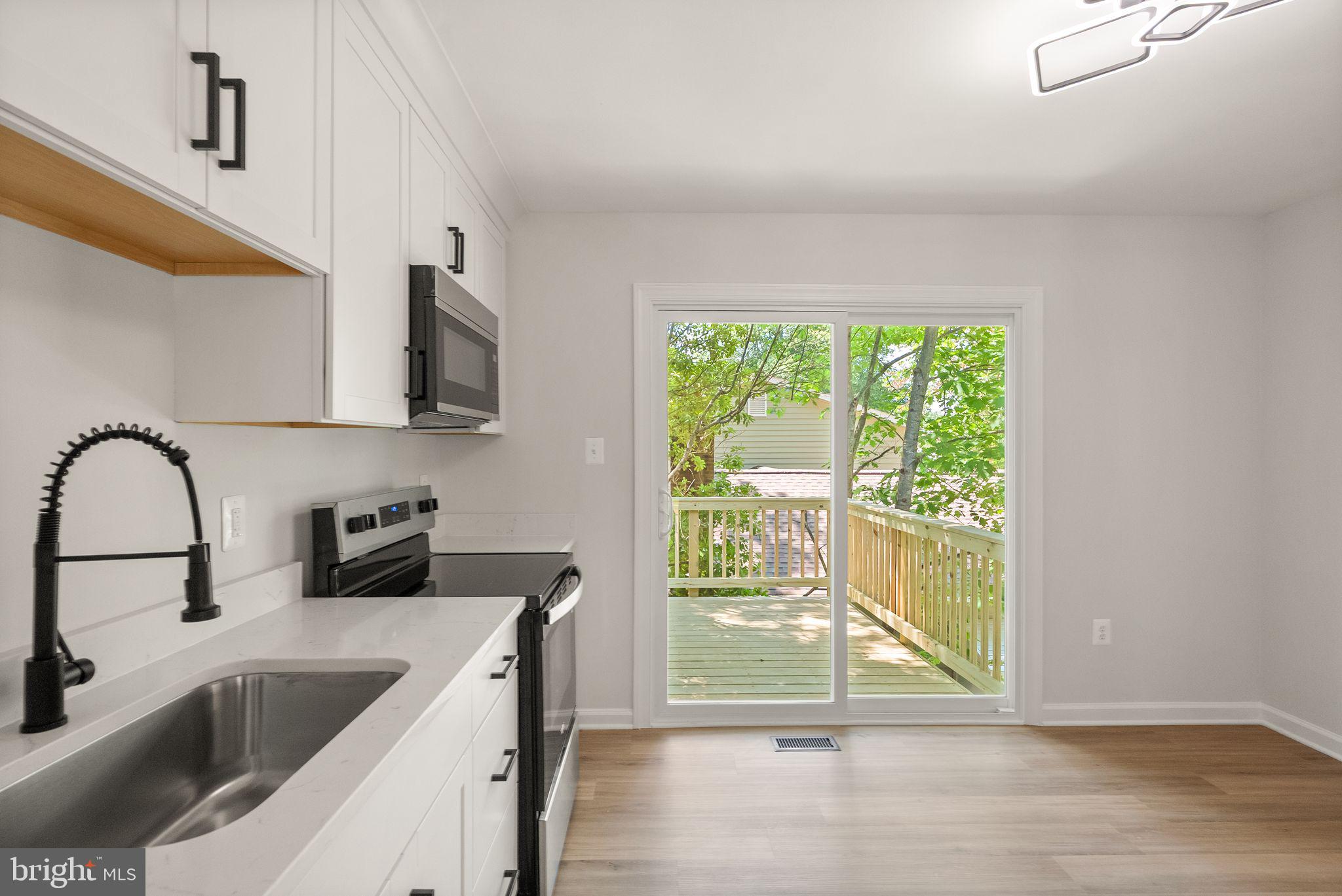8803 Hayload Court Springfield, VA 22153 - Photo 21 of 49 New Cabinets, Quartz Countertops & SS appliances