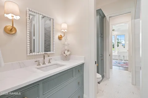 $900,000 | 201 Greyford Drive, Lafayette, LA 70503