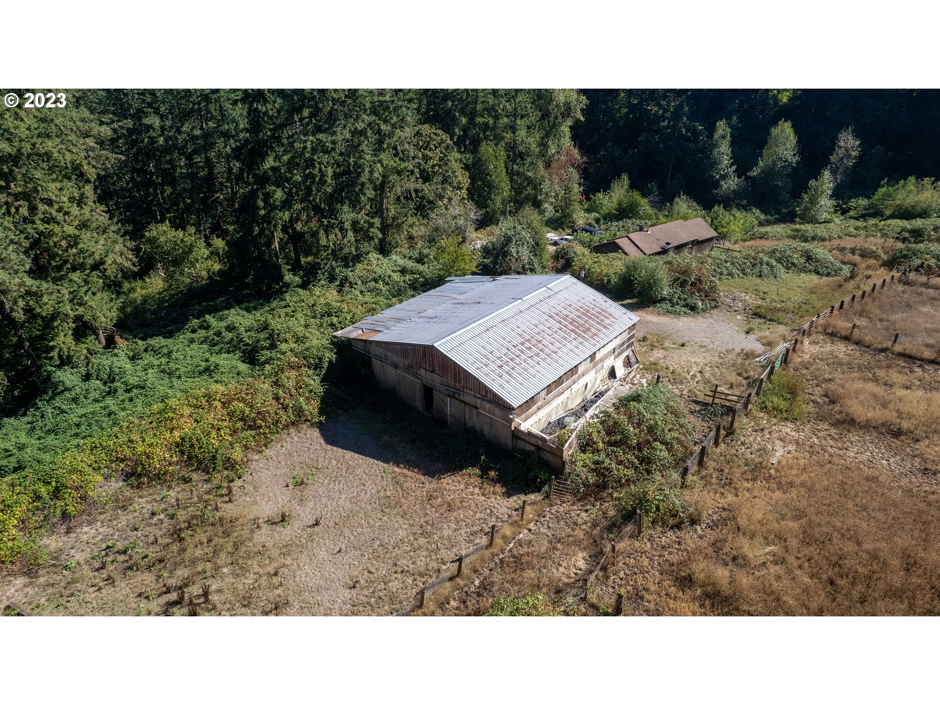 16913 South Hattan Road Oregon City, OR 97045 - Photo 8 of 44 a open area with a park