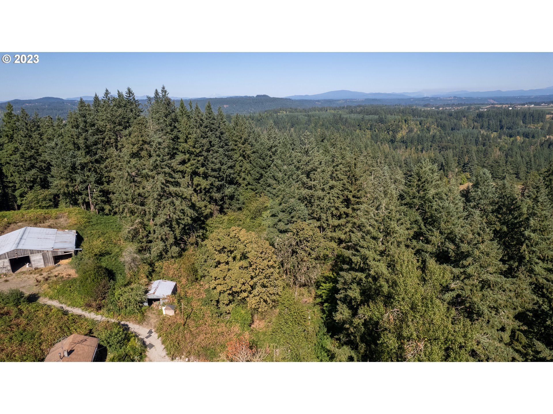 16913 South Hattan Road Oregon City, OR 97045 - Photo 10 of 44 a black and white photo of a field
