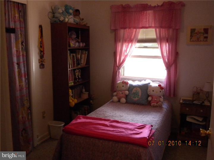 109 Shelmore Road Mount Holly, NJ 08060 - Photo 9 of 12 Bedroom 2