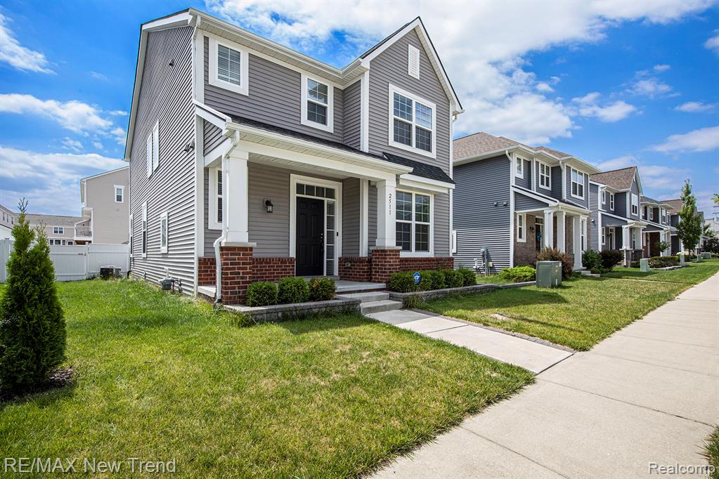 2511 Massoit Road Royal Oak, MI 48073 - Photo 2 of 39