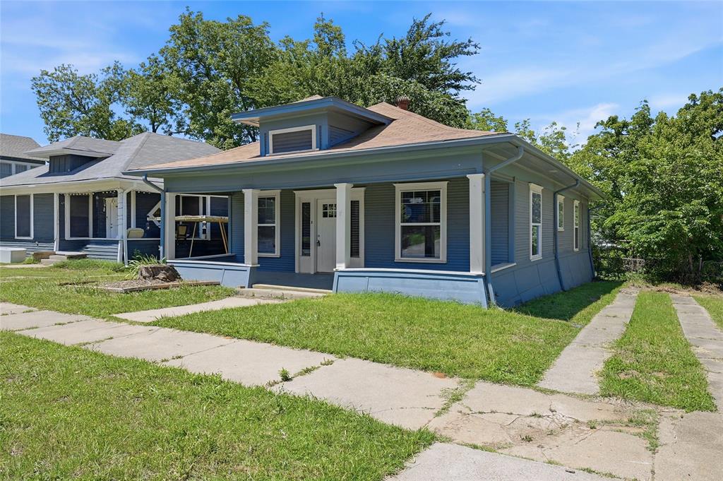 529 East Woodard Street Denison, TX 75021 - Photo 3 of 29