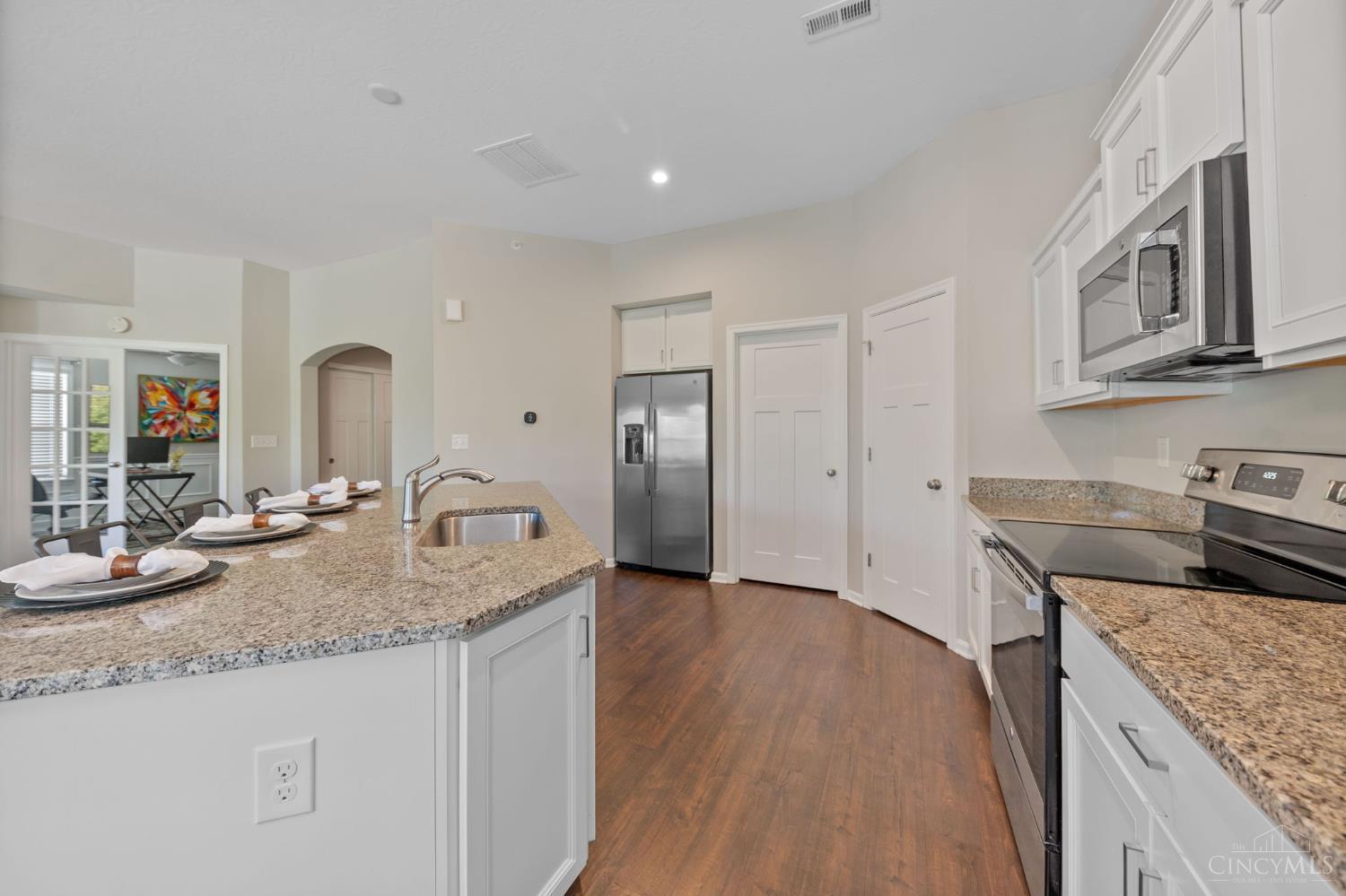 108 Old Pond Road Springboro, OH 45066 - Photo 8 of 42 Gallery Image 8