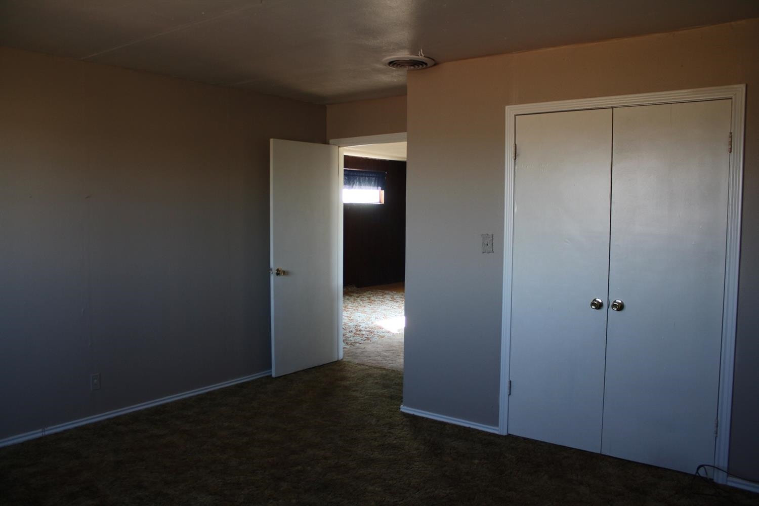 306 West 34th Plainview, TX 79072 - Photo 31 of 36 a view of an empty room