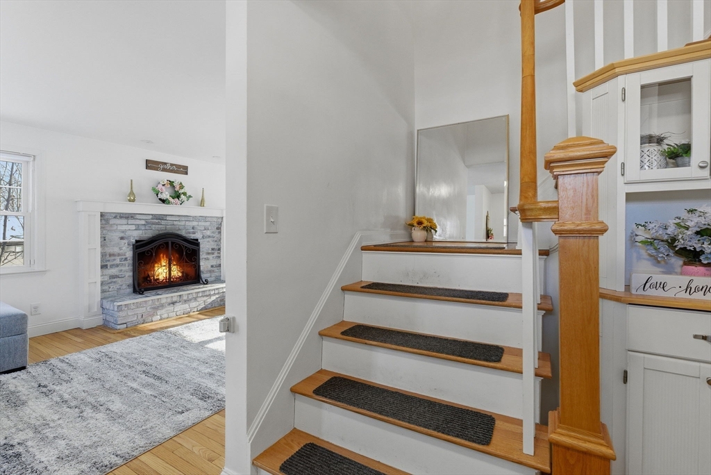 141 Bickford Hill Road Gardner, MA 01440 - Photo 13 of 42