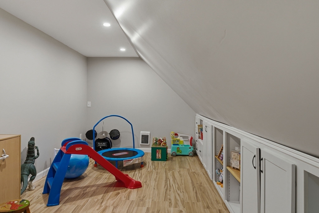 141 Bickford Hill Road Gardner, MA 01440 - Photo 29 of 42