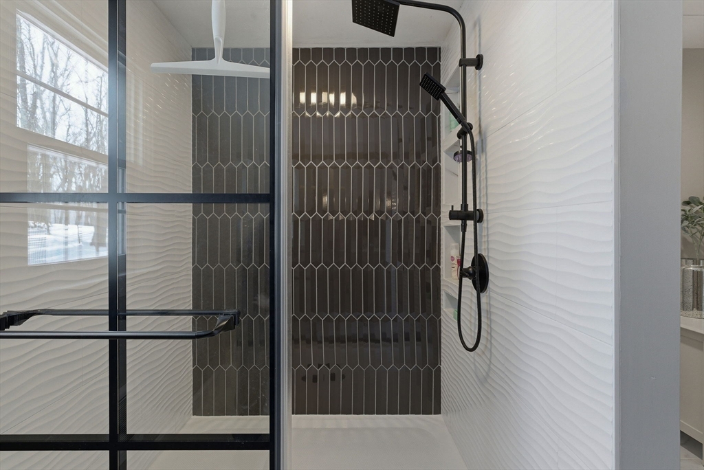 141 Bickford Hill Road Gardner, MA 01440 - Photo 33 of 42