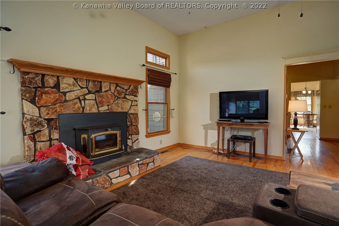 1725 Capehart Road Leon, WV 25123 - Photo 31 of 46 Gallery Image 31