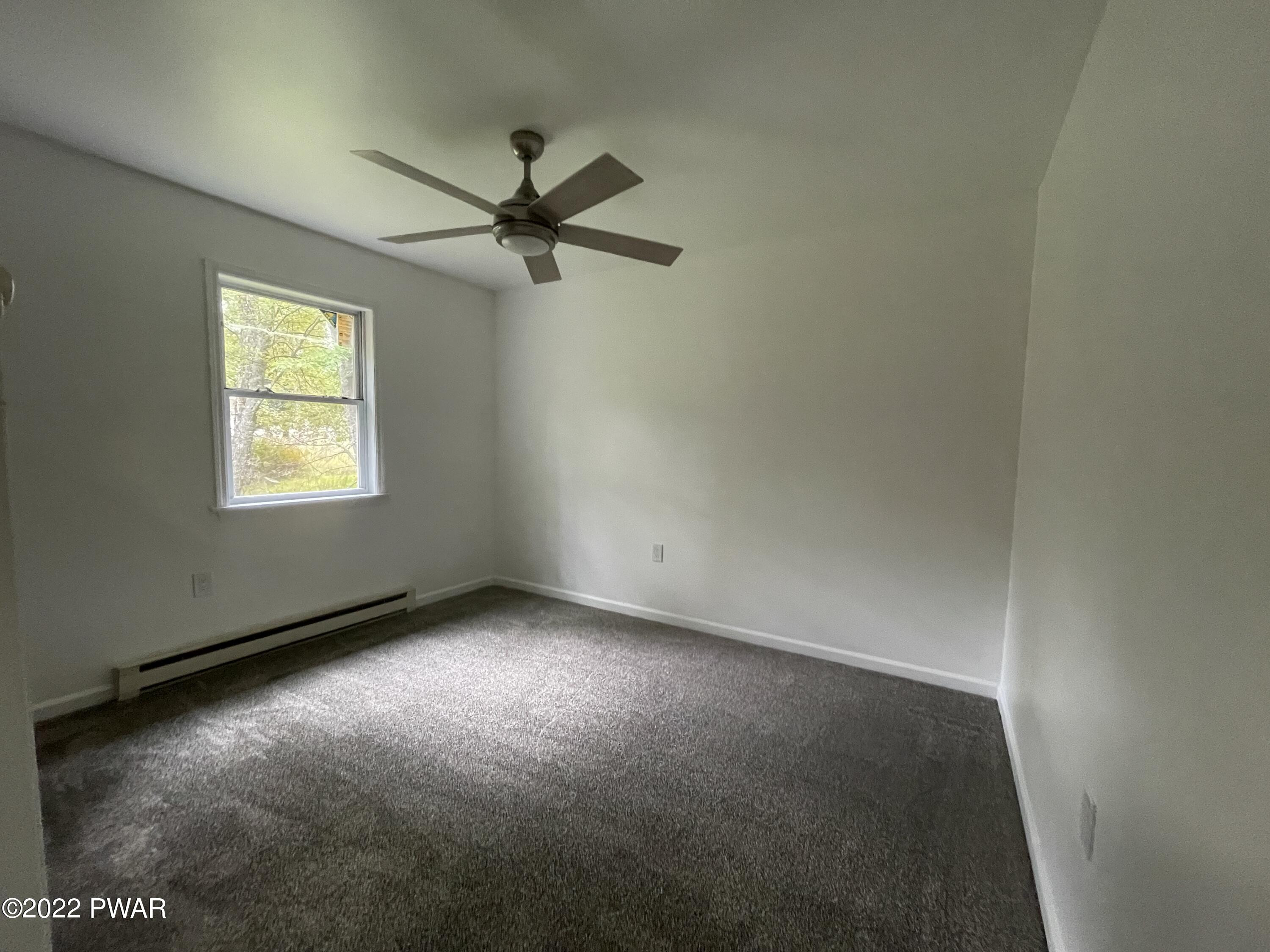 3206 Cherry Ridge Road Bushkill, PA 18324 - Photo 18 of 28 3rd Bedroom