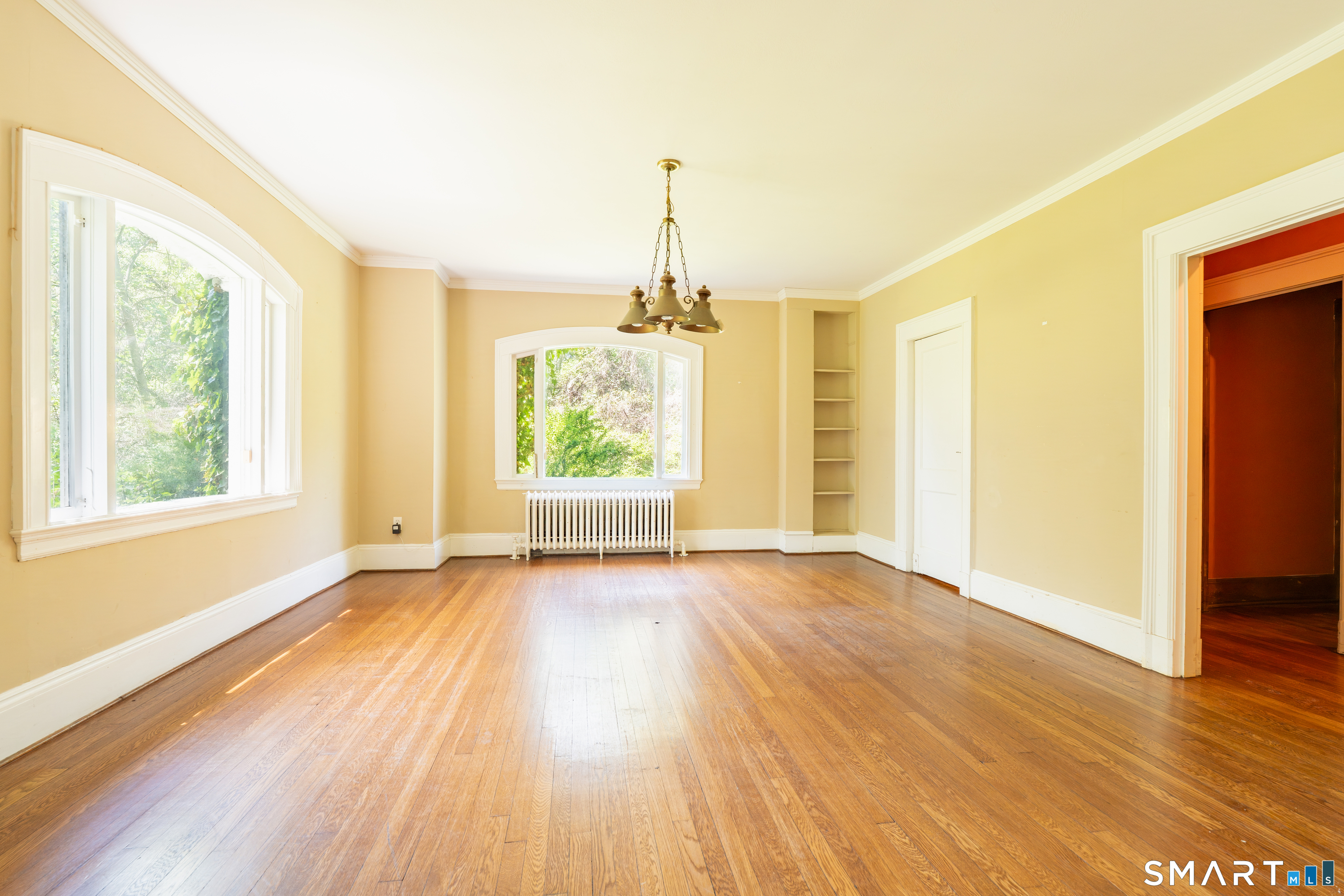95 Beecher Road Woodbridge, CT 06525 - Photo 4 of 39