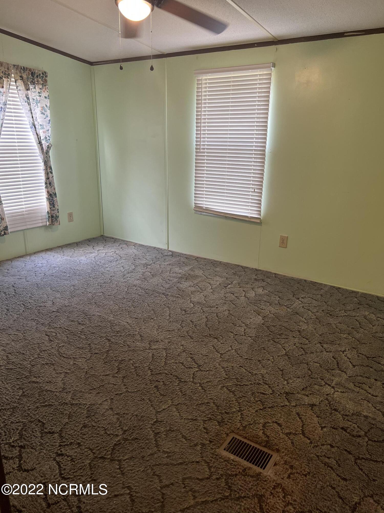 985 Simpson Ditch Road Elizabeth City, NC 27909 - Photo 13 of 26 2nd bedroom