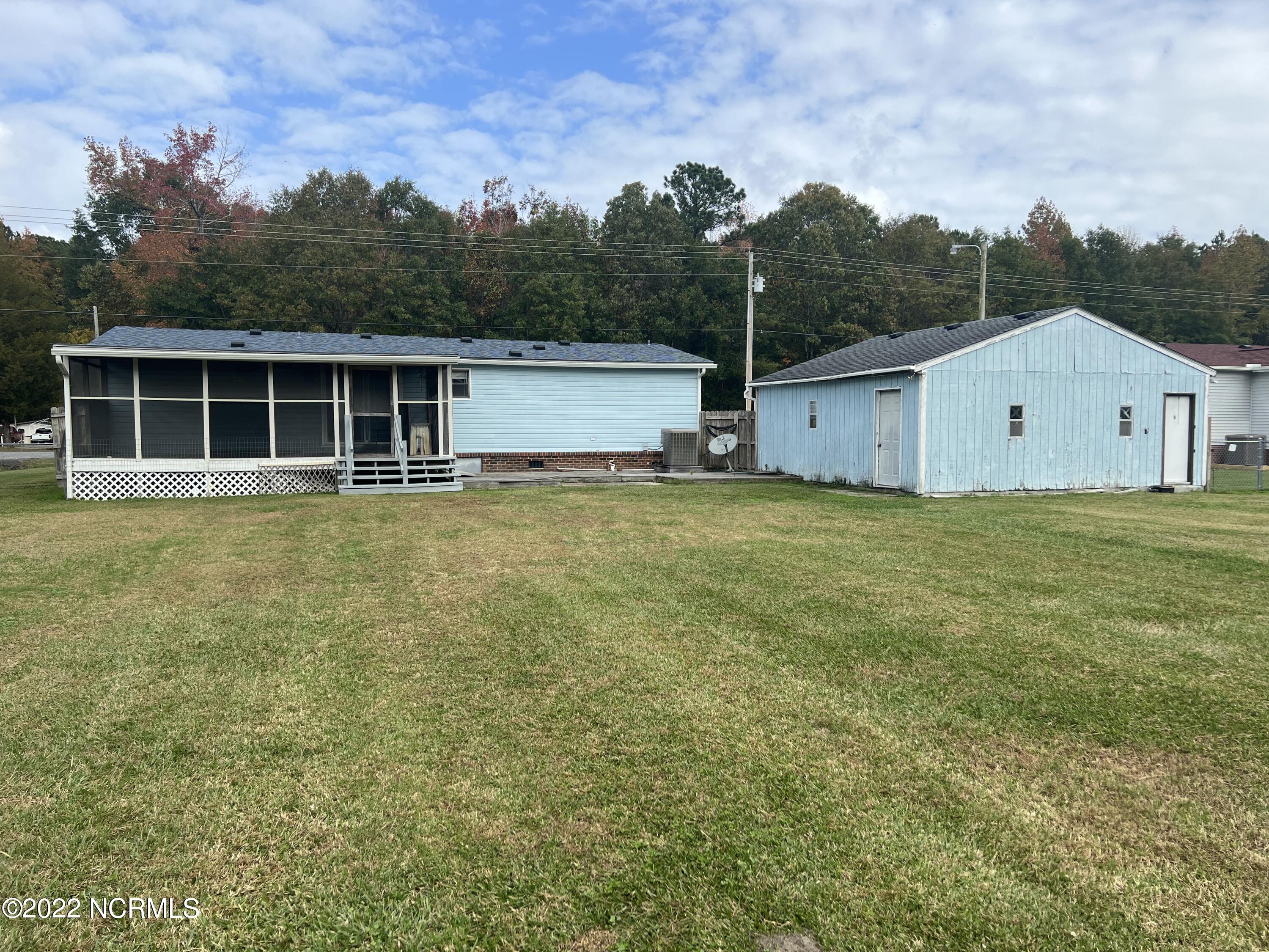 985 Simpson Ditch Road Elizabeth City, NC 27909 - Photo 3 of 26 789904DC-3D07-4BFC-AB90-9D6DB9323296