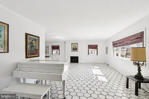 $825,000 | 605 Arbutus Street, Philadelphia, PA 19119