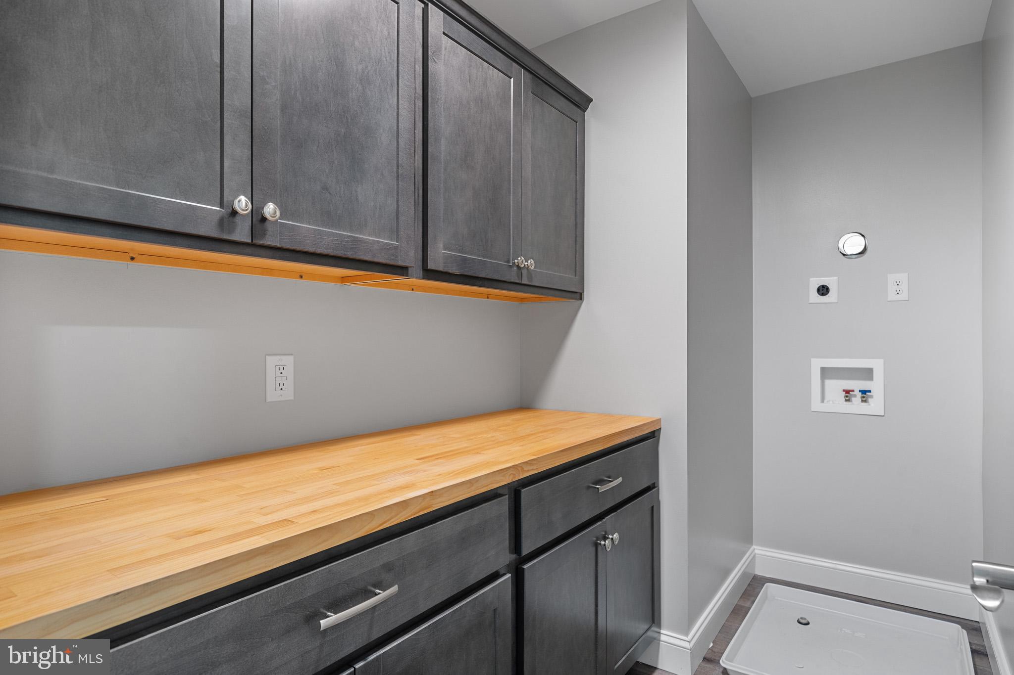 24215 Thistle Place Chaptico, MD 20621 - Photo 29 of 40 a view of a kitchen with wooden floor