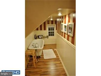 201 Stone Road Lindenwold, NJ 08021 - Photo 5 of 12 a view of a living room with furniture