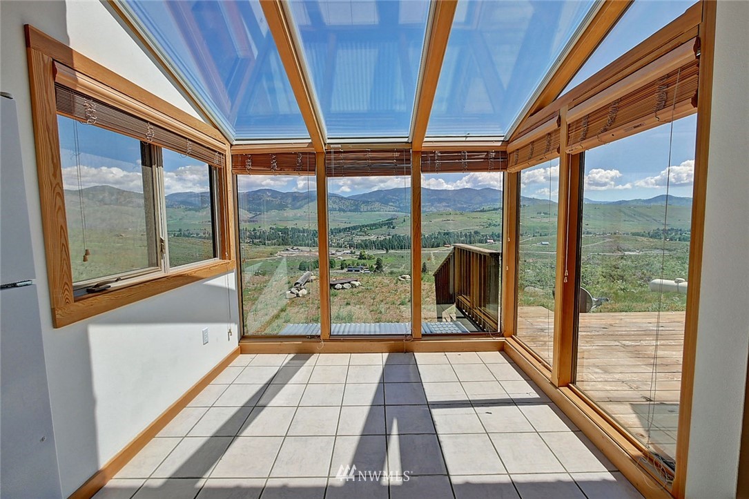 104 Hamilton Ranch Loop Winthrop, WA 98862 - Photo 12 of 25 Gallery Image 12