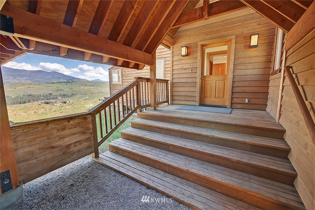 104 Hamilton Ranch Loop Winthrop, WA 98862 - Photo 4 of 25 Gallery Image 4