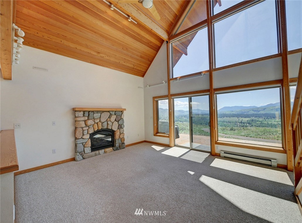 104 Hamilton Ranch Loop Winthrop, WA 98862 - Photo 6 of 25 Gallery Image 6