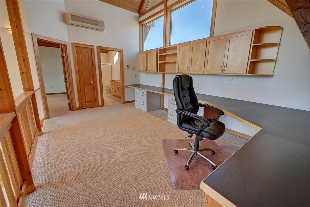 104 Hamilton Ranch Loop Winthrop, WA 98862 - Photo 9 of 25 Gallery Image 9