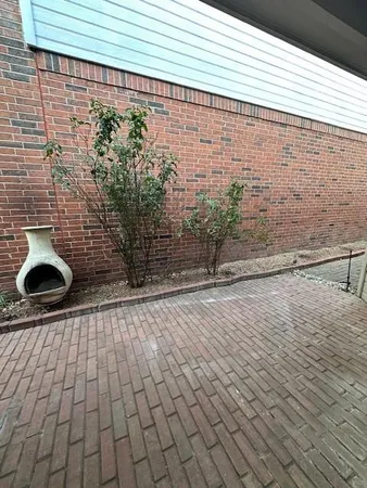 $2,950 | 6060 Thursby Avenue, Dallas, TX 75252