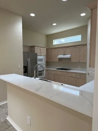 $2,950 | 6060 Thursby Avenue, Dallas, TX 75252