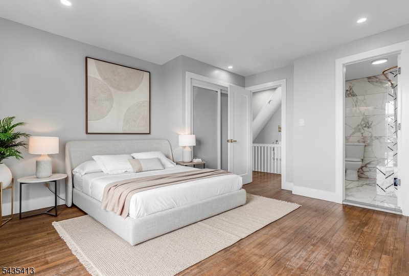529 Wheatsheaf Road Roselle, NJ 07203 - Photo 14 of 49