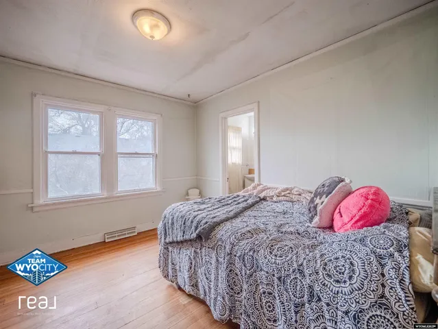 $213,500 | 416 South 3rd Street, Glenrock, WY 82637