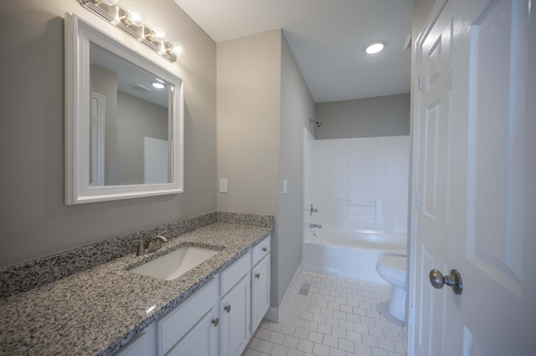 150 Pepper Ridge Circle Antioch, TN 37013 - Photo 14 of 17 Gallery Image 14