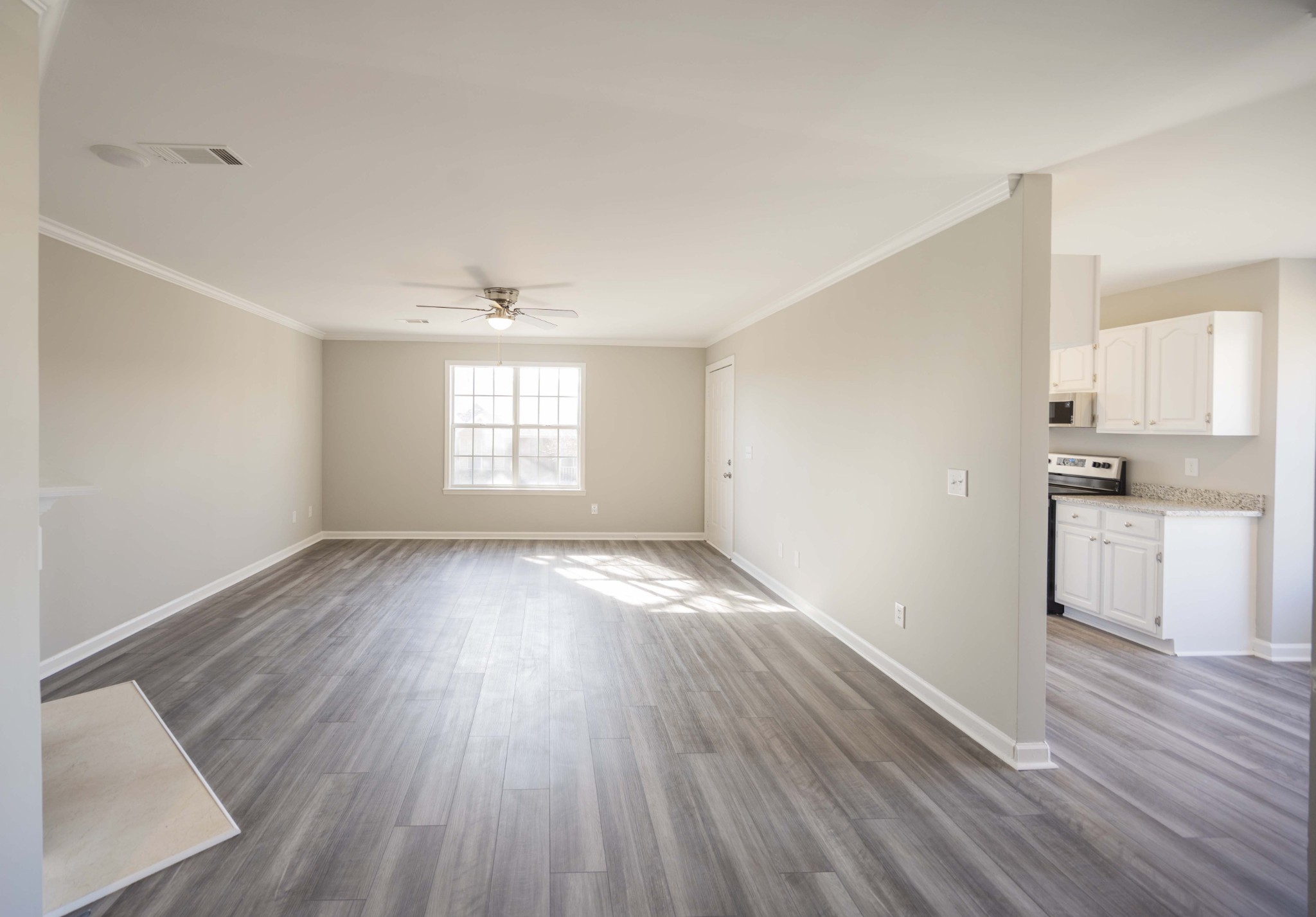 150 Pepper Ridge Circle Antioch, TN 37013 - Photo 3 of 17 Gallery Image 3