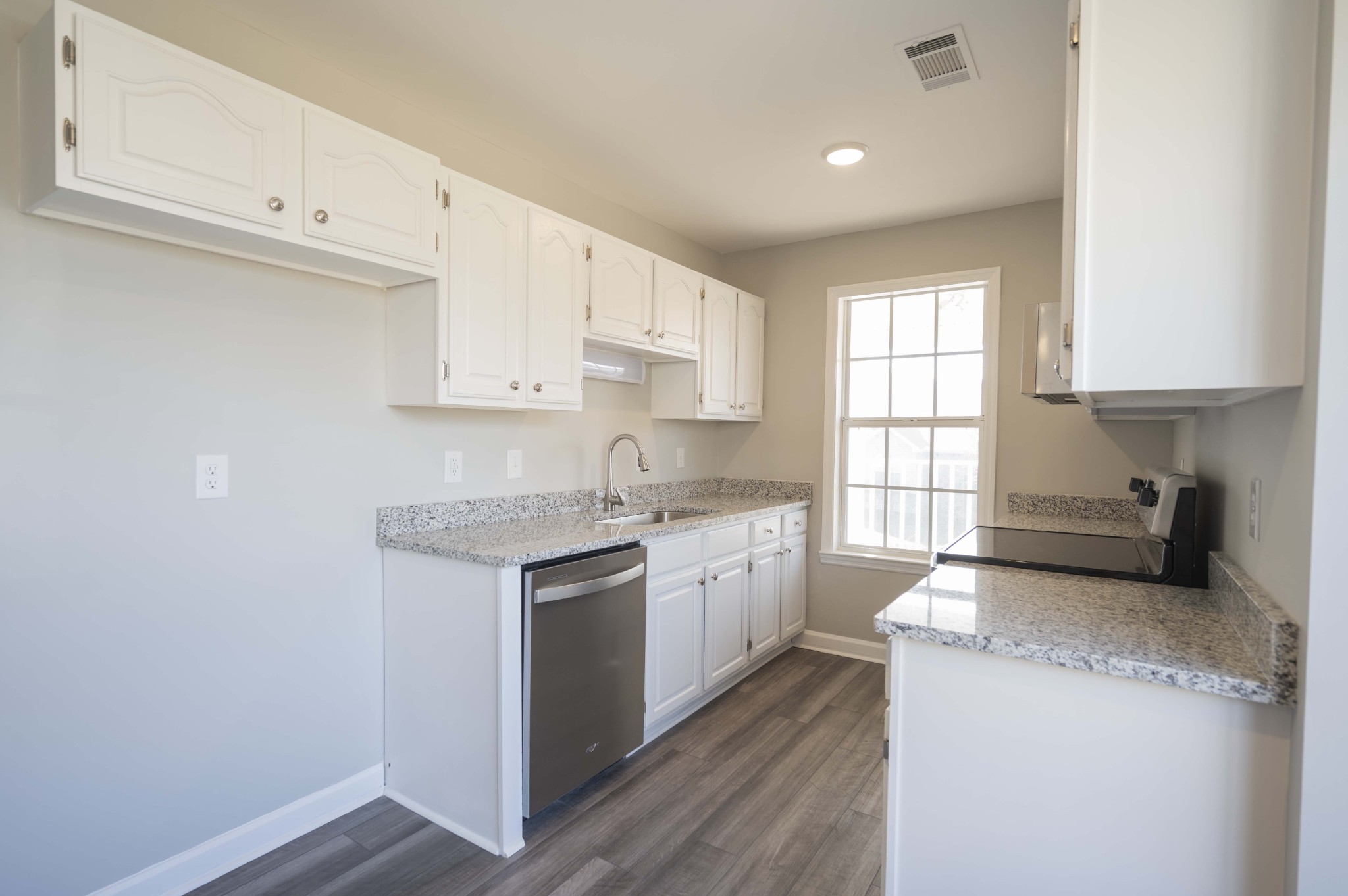 150 Pepper Ridge Circle Antioch, TN 37013 - Photo 6 of 17 Gallery Image 6