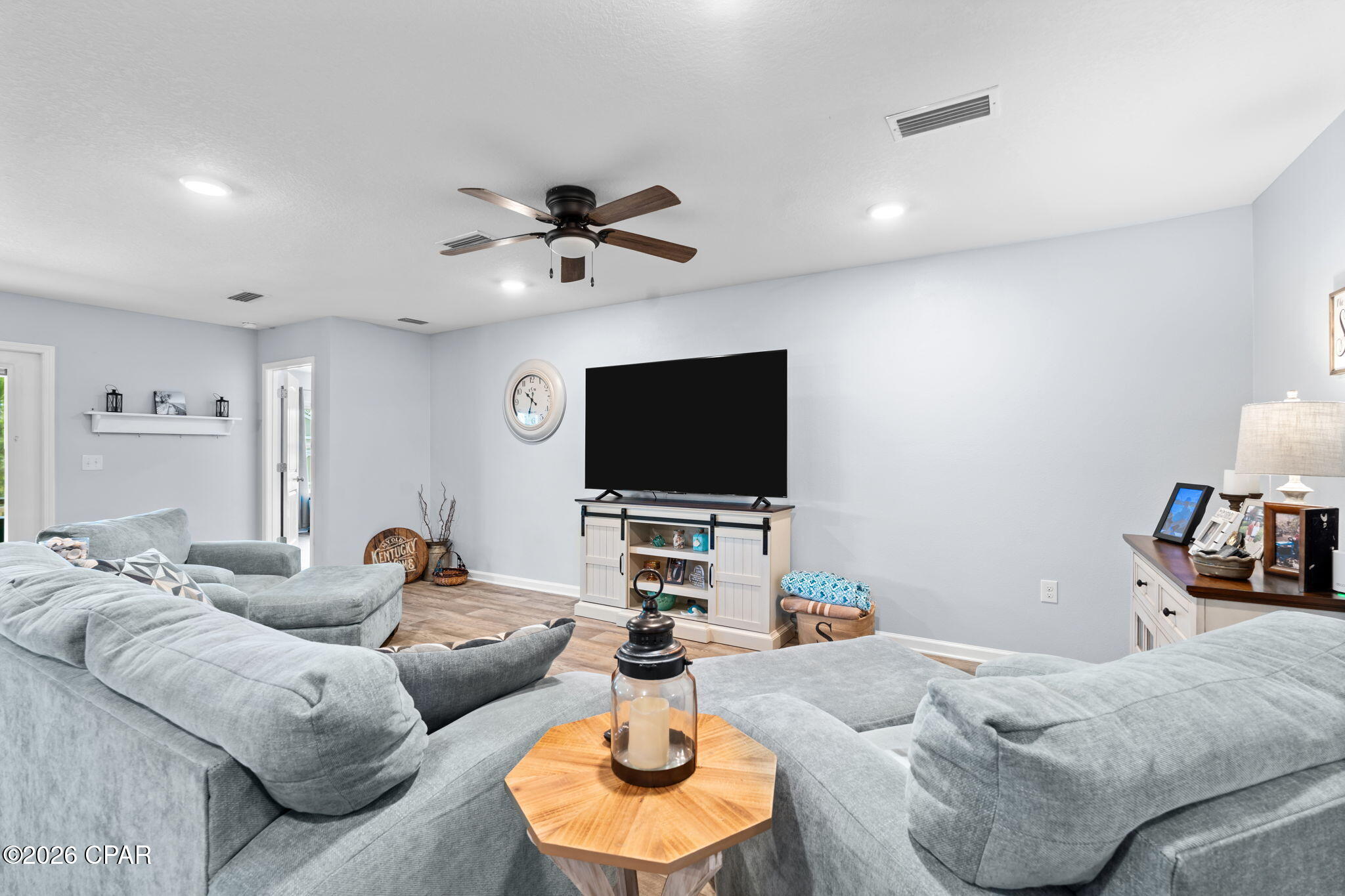136 Merrion Road Southport, FL 32409 - Photo 19 of 47