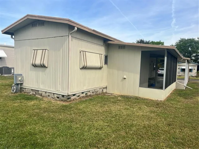 $90,000 | 5316 53rd Avenue East, Unit M4, Bradenton, FL 34203