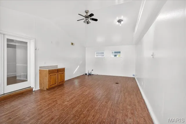 $350,000 | 16 Midland Avenue, Maryland Heights, MO 63043