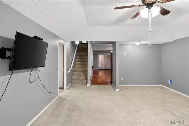 $350,000 | 16 Midland Avenue, Maryland Heights, MO 63043